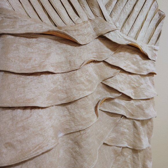 Scarlett Nite Champagne Tiered Ruffle Cocktail Dress Size 10 - Picture 5 of 6